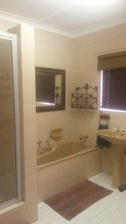 Randburg The Birches Backpacker Lodge المظهر الخارجي الصورة
