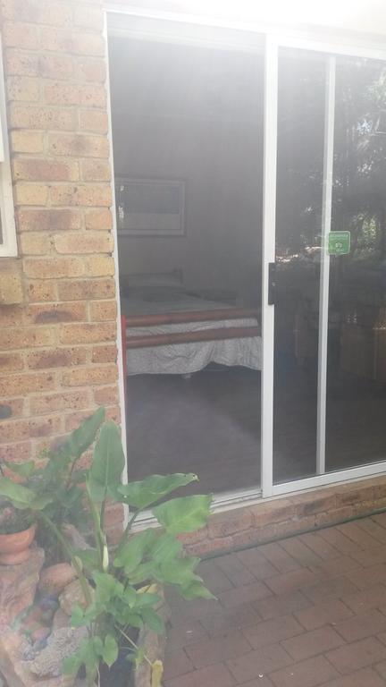 Randburg The Birches Backpacker Lodge المظهر الخارجي الصورة