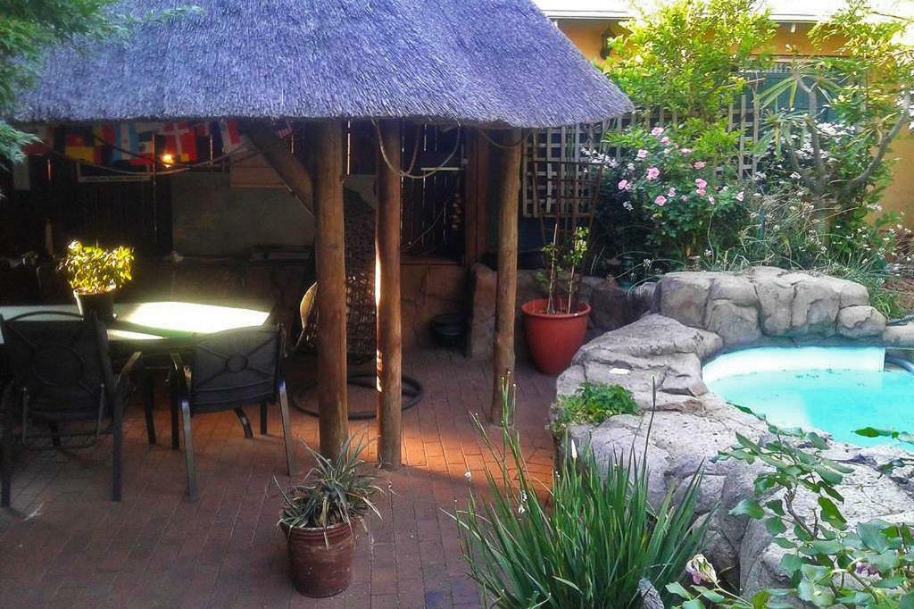 Randburg The Birches Backpacker Lodge المظهر الخارجي الصورة